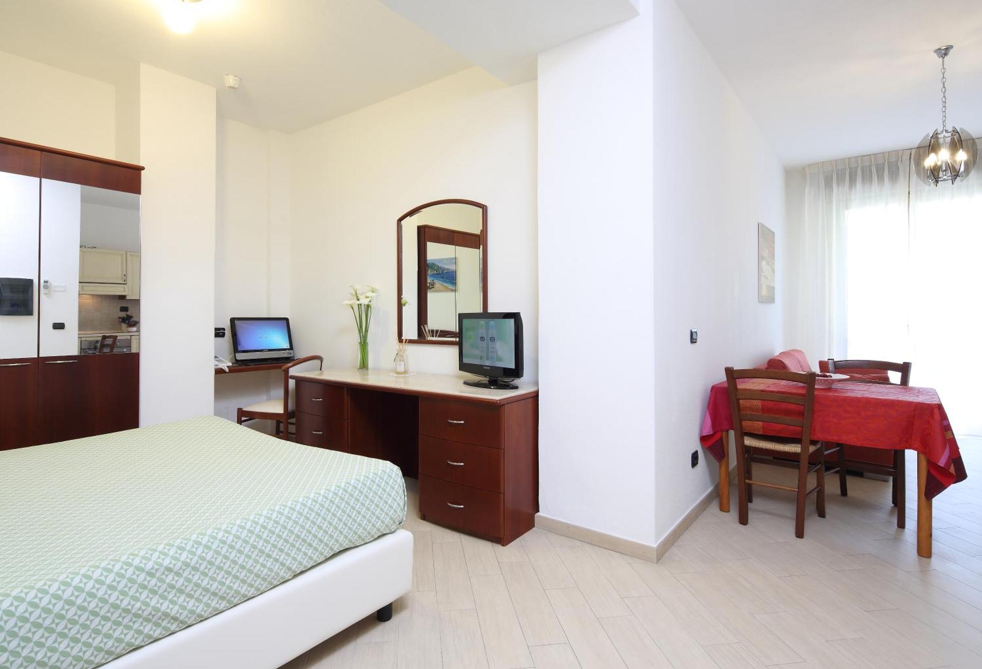 Residence Hotel Kriss 데이바마리나 외부 사진