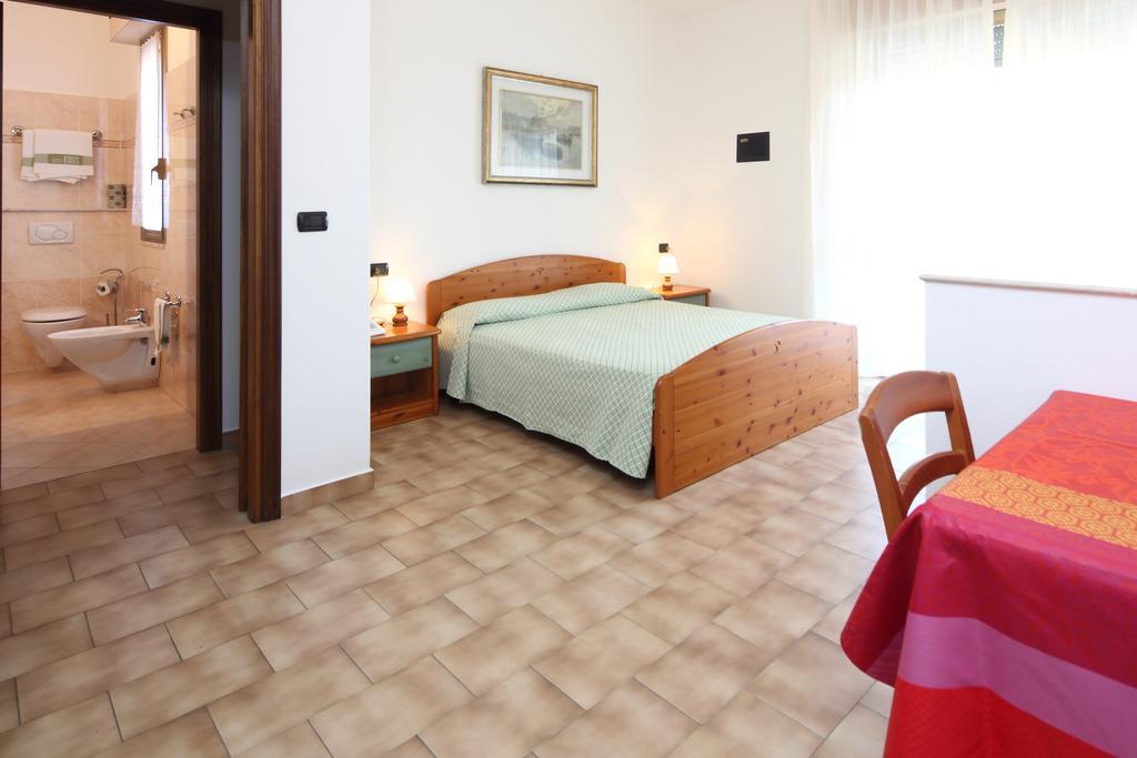 Residence Hotel Kriss 데이바마리나 외부 사진