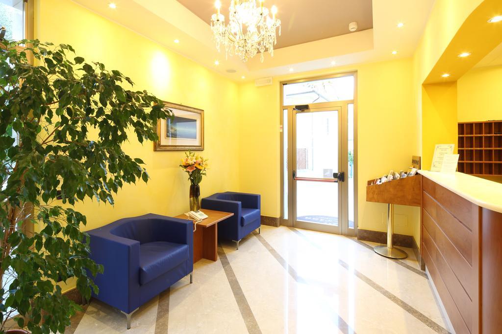 Residence Hotel Kriss 데이바마리나 외부 사진